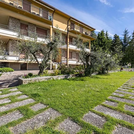 Alexander Appartement *